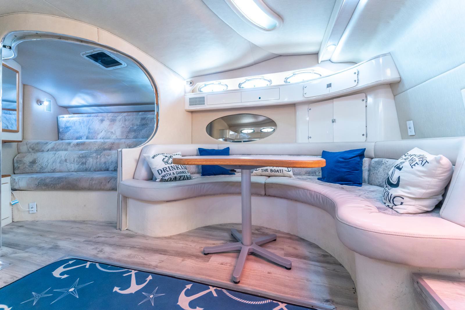 REQ Yacht & Boat